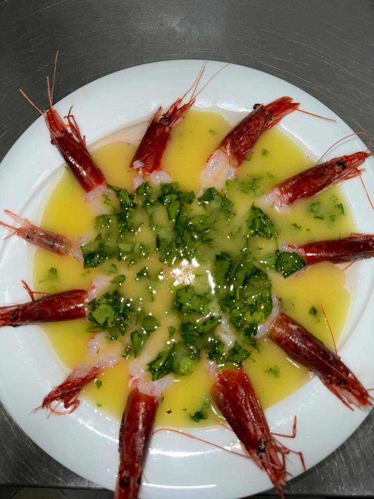 "Frogs House" Hotel & Restorant Slow Food Lushnje Exterior photo